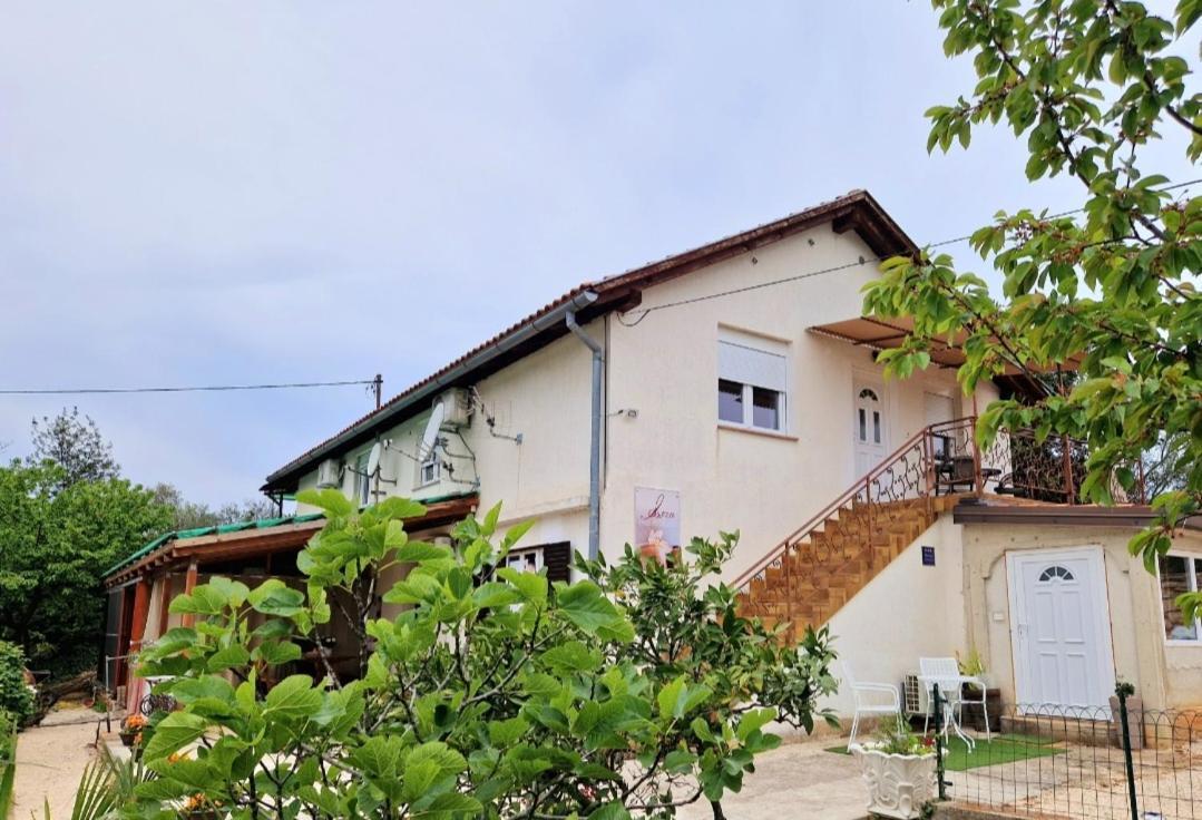 App & Beauty Loza Apartment Zambratija  Bagian luar foto